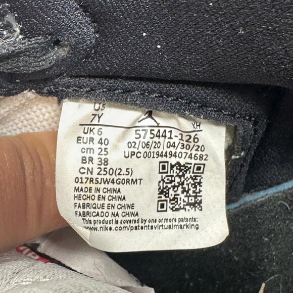 Nike Air Jordan 1 Retro 1 High OG Light Smoke Grey Youth Size 7Y - Picture 14 of 16